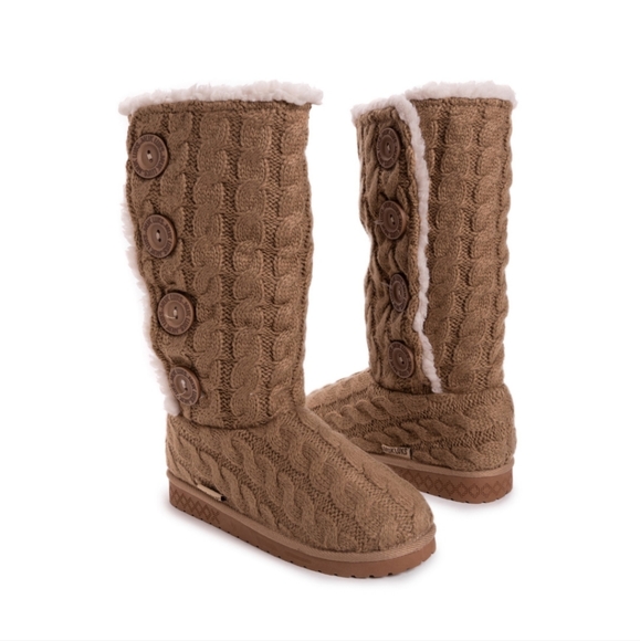 Muk Luks Shoes - Muk Luks Women's Tall Knit Boot with Buttons & Sherpa Lining Size 6 Tan/Camel